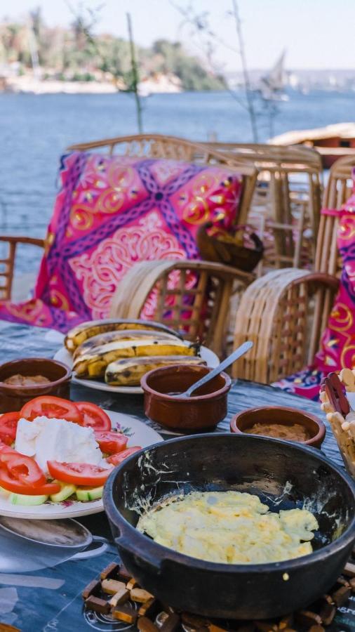 Kafana Guest House Nile View أسوان المظهر الخارجي الصورة